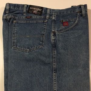 Wrangler pbr relaxed fit jeans Clearance